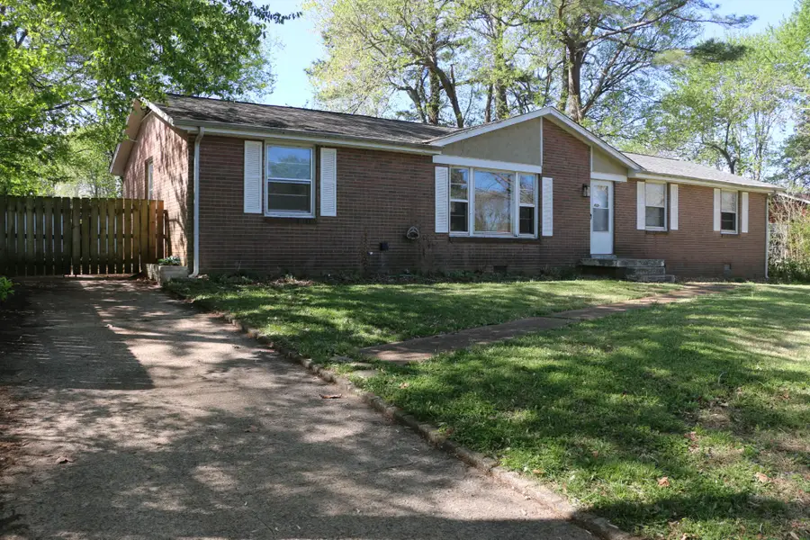 116 Delaware Dr, Clarksville, TN 37042 - #2