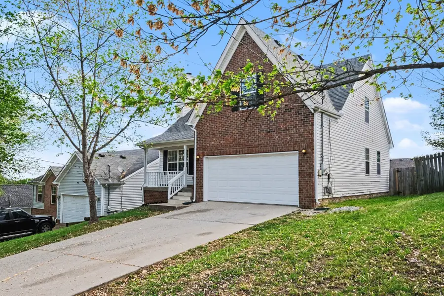 913 Tom Hailey Blvd, La Vergne, TN 37086 - #2