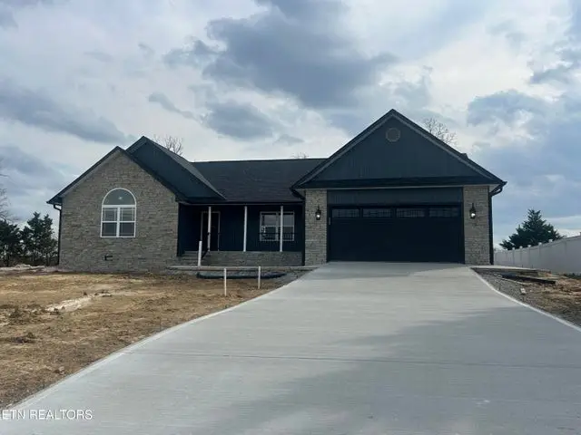 140 Colby Cir, Crossville, TN 38571 - #1