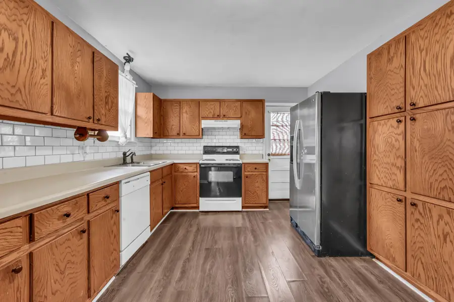 751 Hogan Rd, Clarksville, TN 37043 - #2