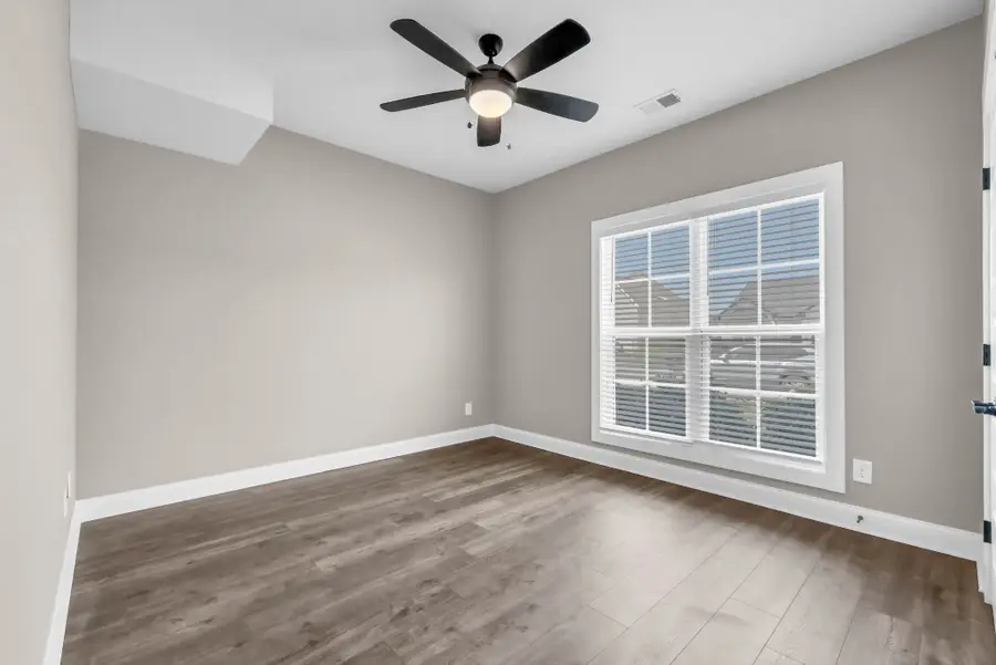 1425 Hereford Blvd, Clarksville, TN 37043 - #3