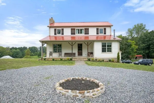 7680 Barnhill Rd, Primm Springs, TN 38476 - #1