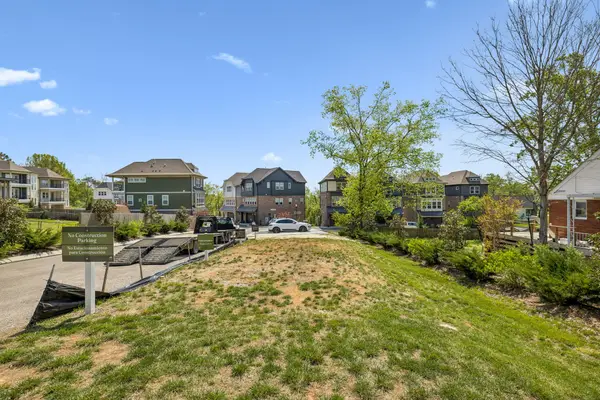 2208 Eastland Ave, Nashville, TN 37206