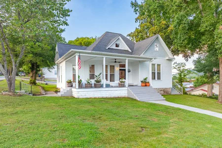 1615 Main St, Lynnville, TN 38472 - #2