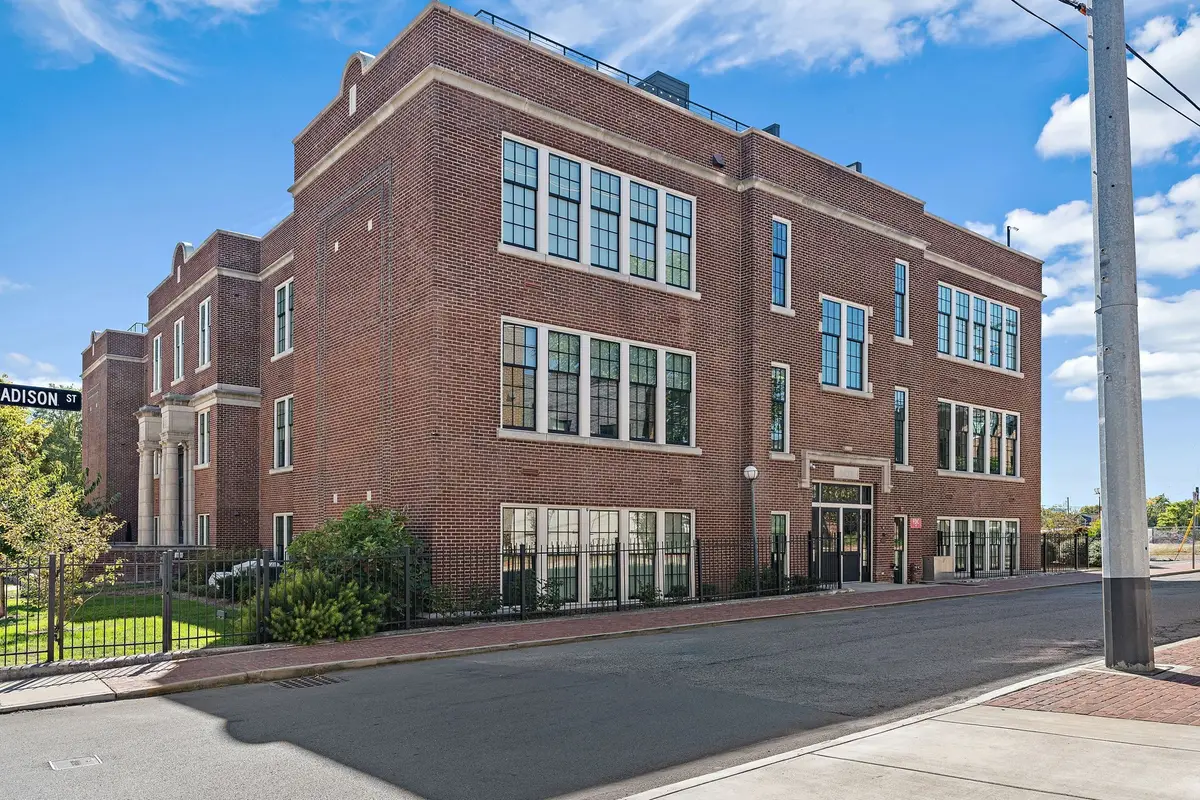 601 Madison St #102, Nashville, TN 37208 - #1