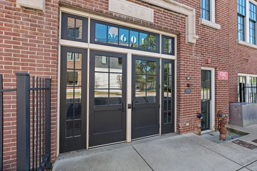601 Madison St #102, Nashville, TN 37208 - #3