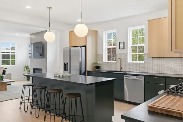 1525 Hayden Dr, Nashville, TN 37206