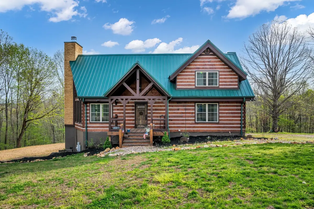 295 Tow Dr, Waverly, TN 37185 - #1