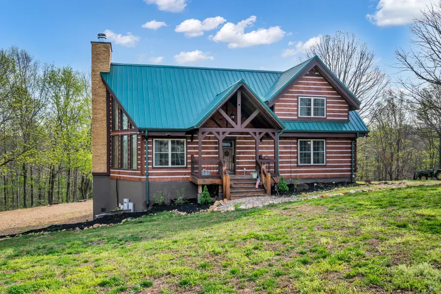 295 Tow Dr, Waverly, TN 37185 - #2