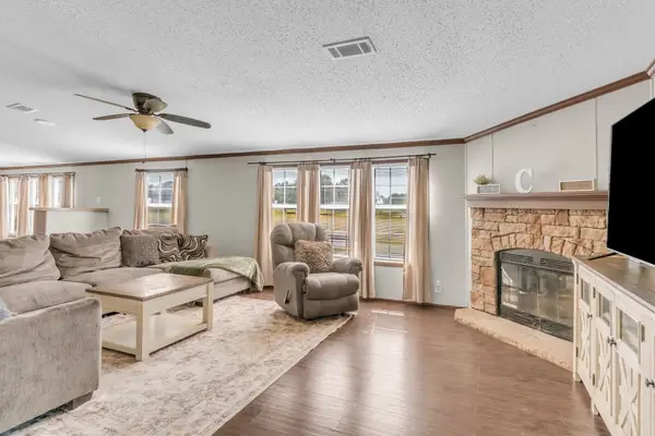 2309 W Mount Vernon Rd, Bethpage, TN 37022