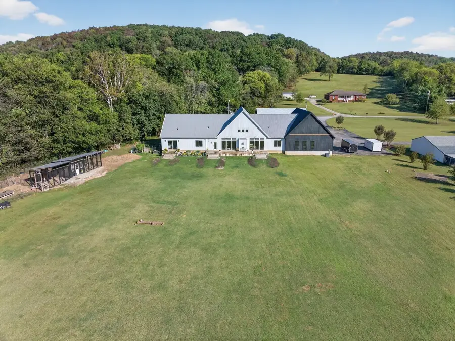 105 Mckinney Rd, Gordonsville, TN 38563 - #3