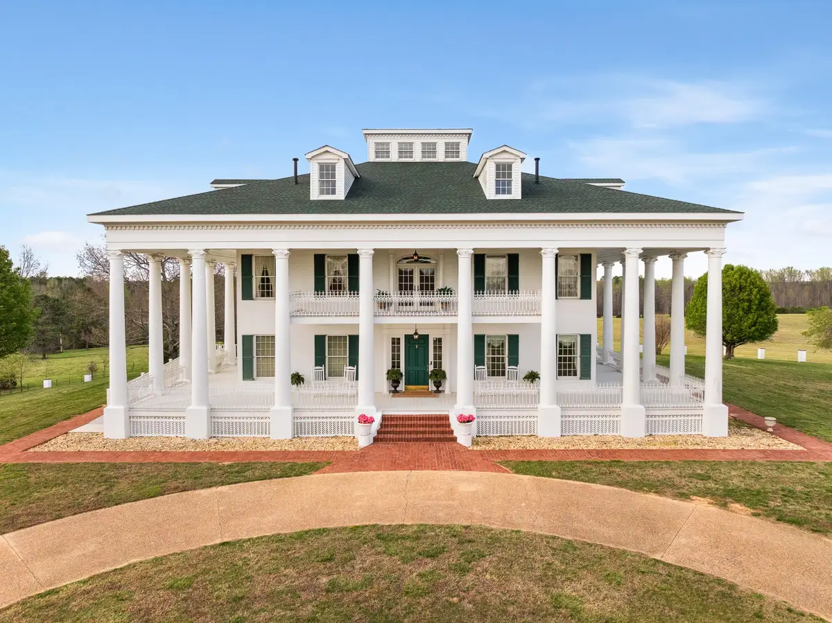 99 Posey Cir, Saint Joseph, TN 38481 - #1