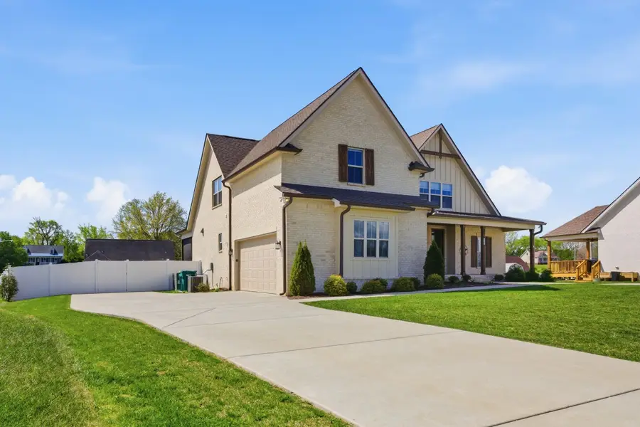 1002 Pheasant Run Ct, Spring Hill, TN 37174 - #2