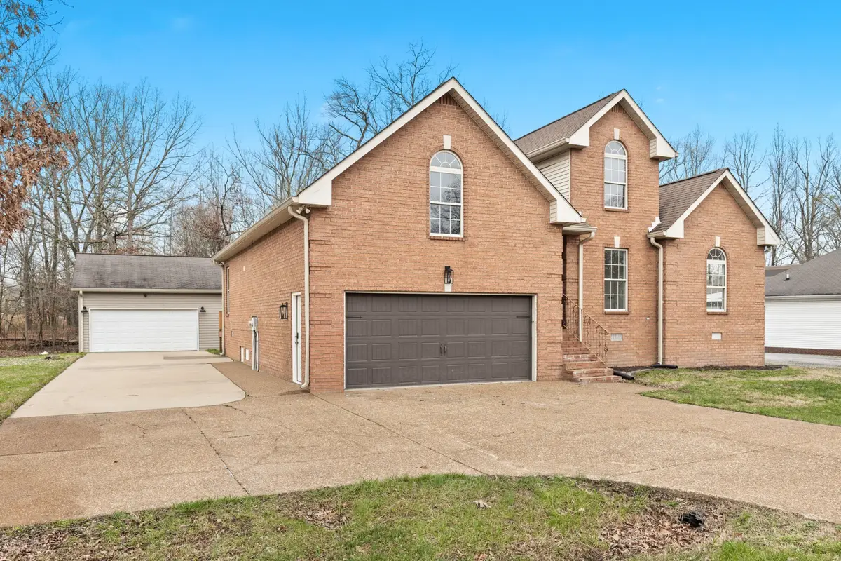 1024 Sassafras Ln, Goodlettsville, TN 37072 - #1