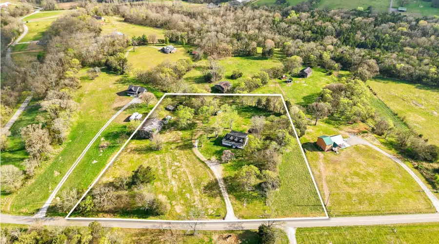 1870 Walnut Grove Rd, Hartsville, TN 37074 - #2