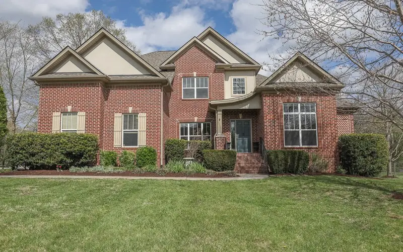 1060 Dorset Dr, Hendersonville, TN 37075 - #3