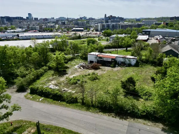 2305 Booker St, Nashville, TN 37208