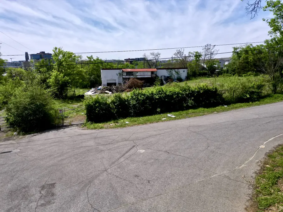 2305 Booker St, Nashville, TN 37208 - #2
