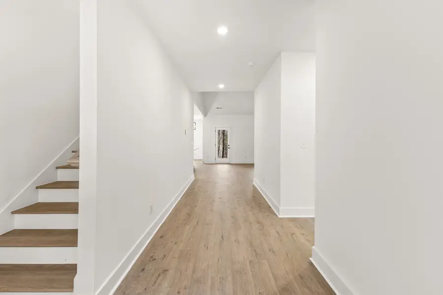 806 Nancy Shawl, Dickson, TN 37055 - #3