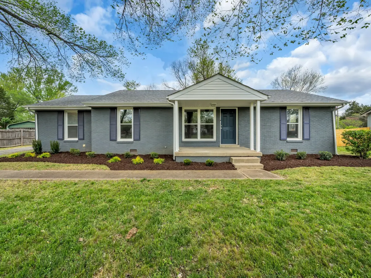 9 Donelson Dr, Clarksville, TN 37042 - #1