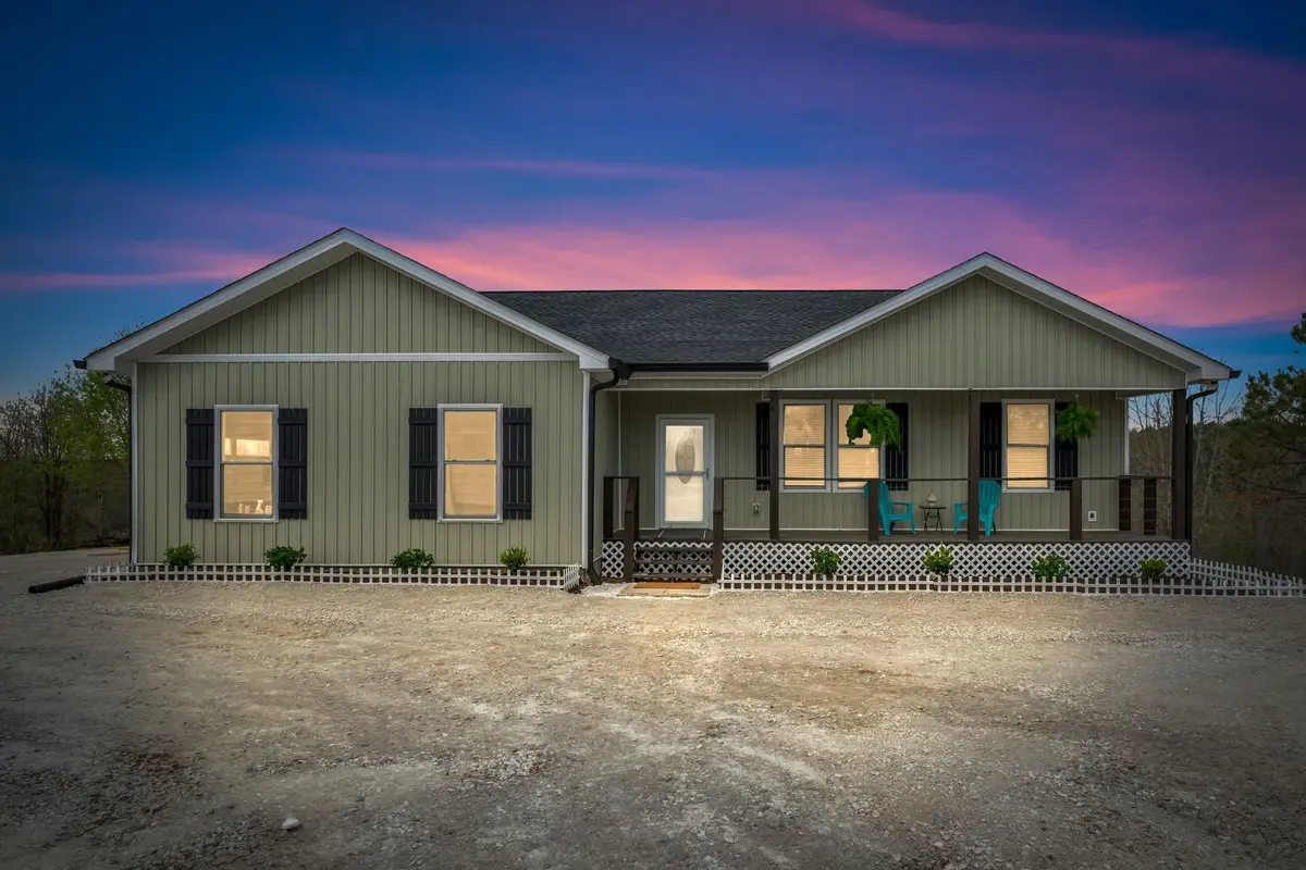 1140 Bear Hollow Dr, Waverly, TN 37185 - #1