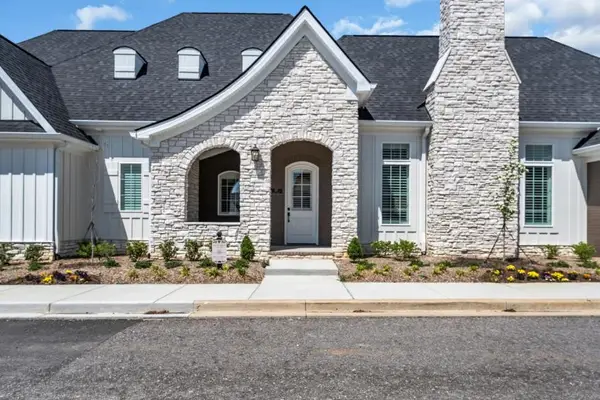 317 Flag Court, Gallatin, TN 37066