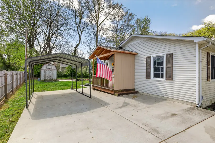 117 Seitz St, McMinnville, TN 37110 - #3