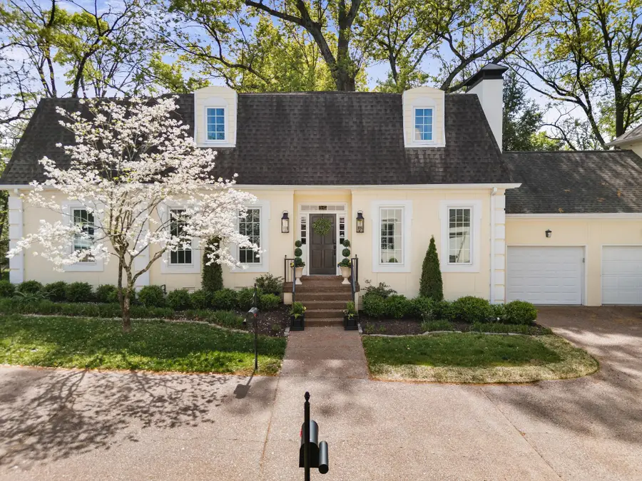 214 Chestnut Hill Dr, Nashville, TN 37215 - #2