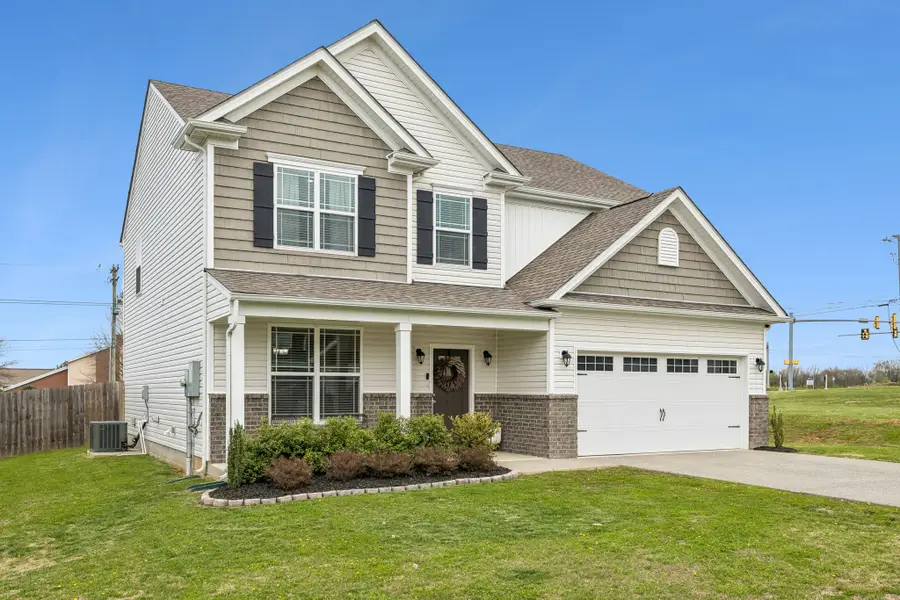 1004 Vanguard Dr, Spring Hill, TN 37174 - #3