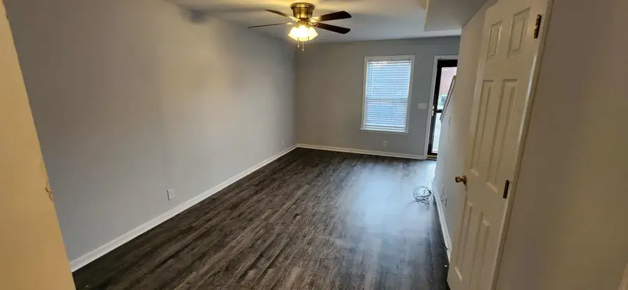 289 Raleigh Dr #B, Clarksville, TN 37043 - #3