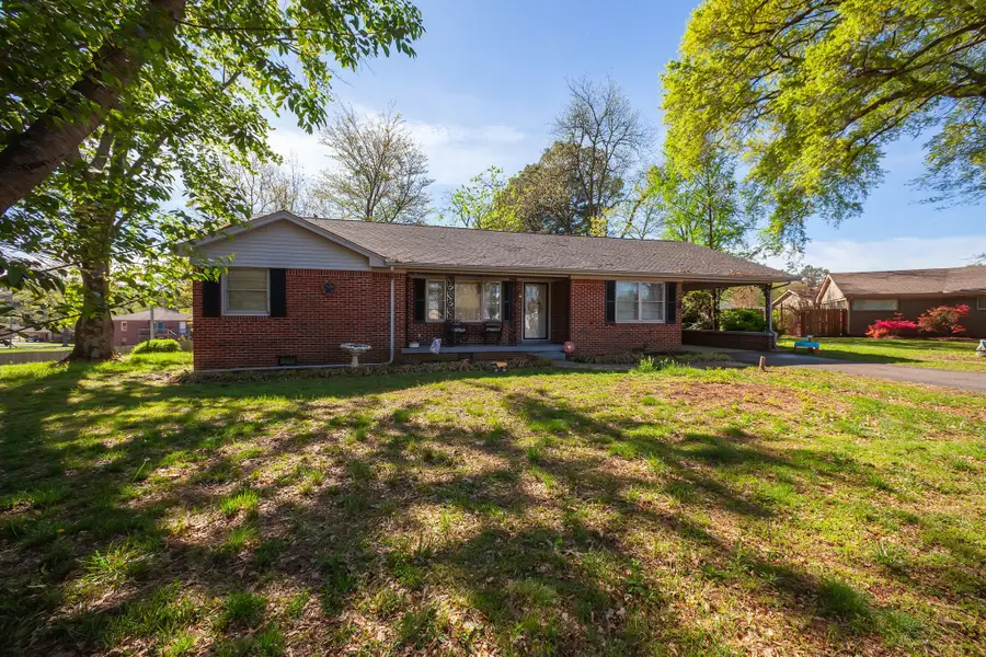 805 W Main St, Newbern, TN 38059 - #2