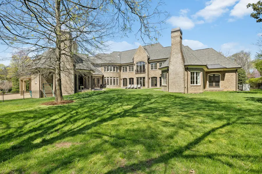 2323 Woodmont Blvd, Nashville, TN 37215 - #2