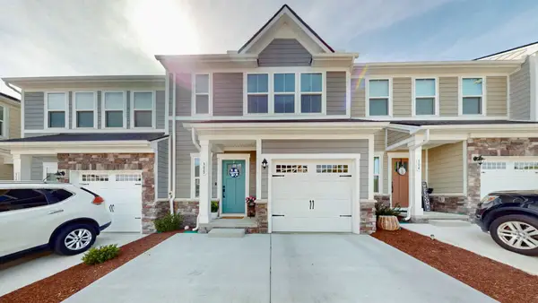 308 Camargue Ct, Smyrna, TN 37167