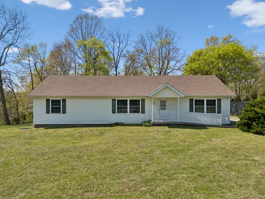 6028 Pleasant Hill Dr, Pleasant View, TN 37146 - #2