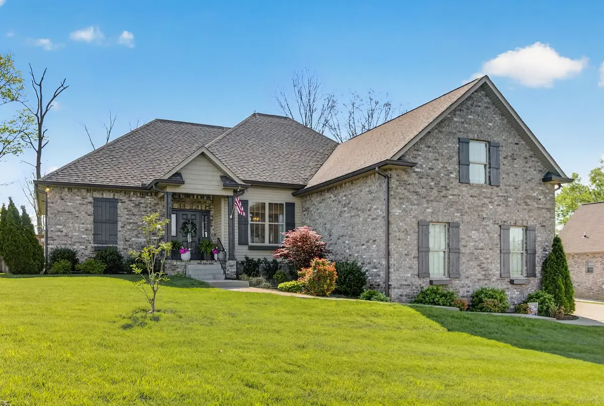 717B N Russell St, Portland, TN 37148 - #1