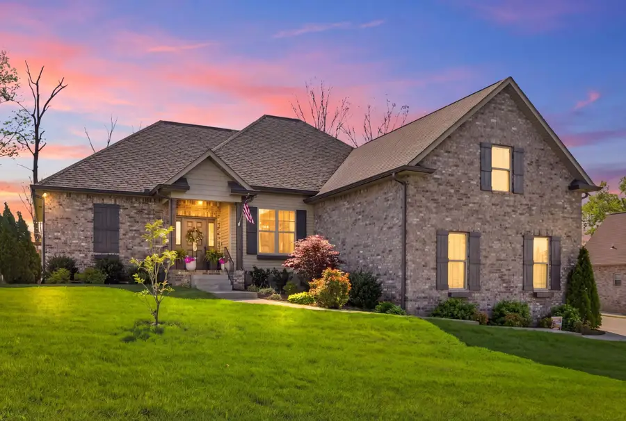 717B N Russell St, Portland, TN 37148 - #2