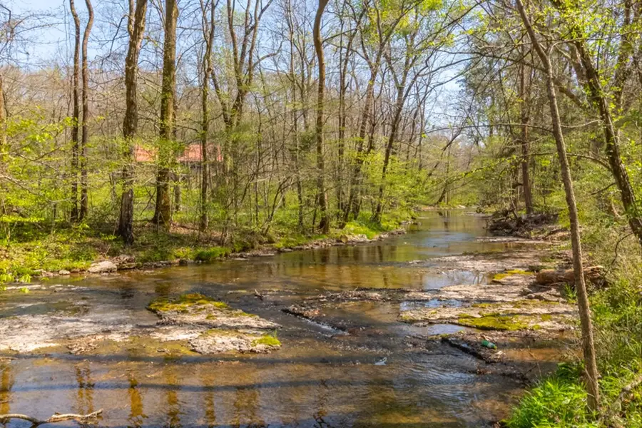 348 Spring Creek Rd, Westpoint, TN 38486 - #2