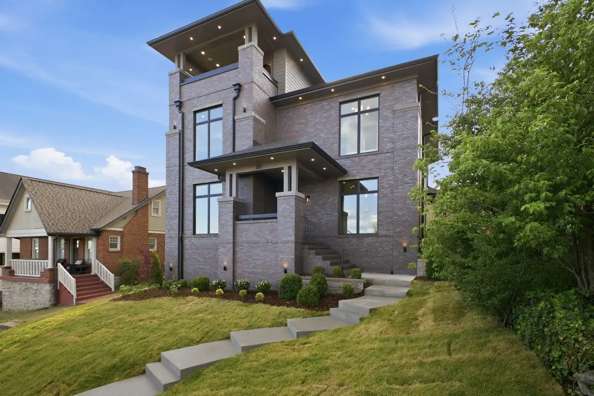 2113 Eastwood Ave, Nashville, TN 37212 - #1