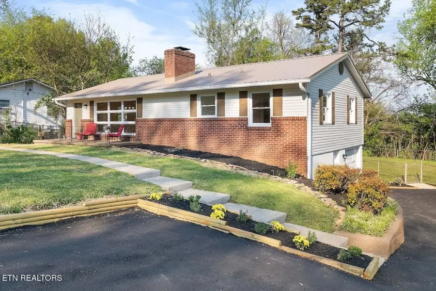 3114 Hazelwood Rd, Knoxville, TN 37921 - #2