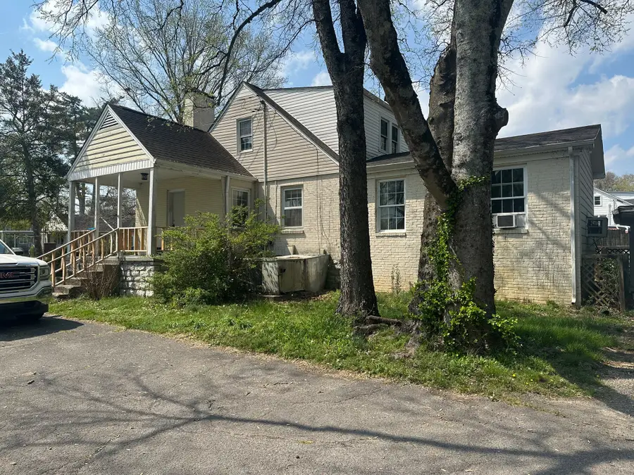 1111 S Brittain St, Shelbyville, TN 37160 - #2