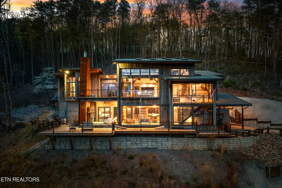 780 Laurel Lake Circle, Madisonville, TN 37354 - #1