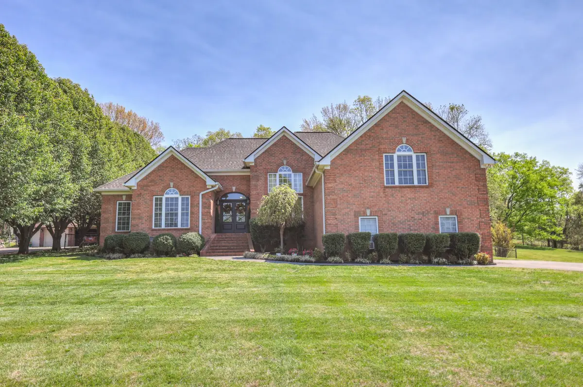 1100 Newmans Trl, Hendersonville, TN 37075 - #1