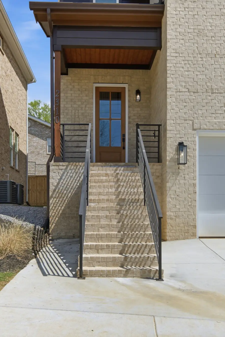 2310 18th Ave N, Nashville, TN 37208 - #2