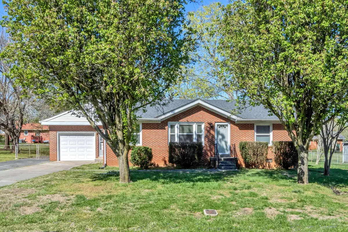 104 Walnut St, Smyrna, TN 37167 - #1