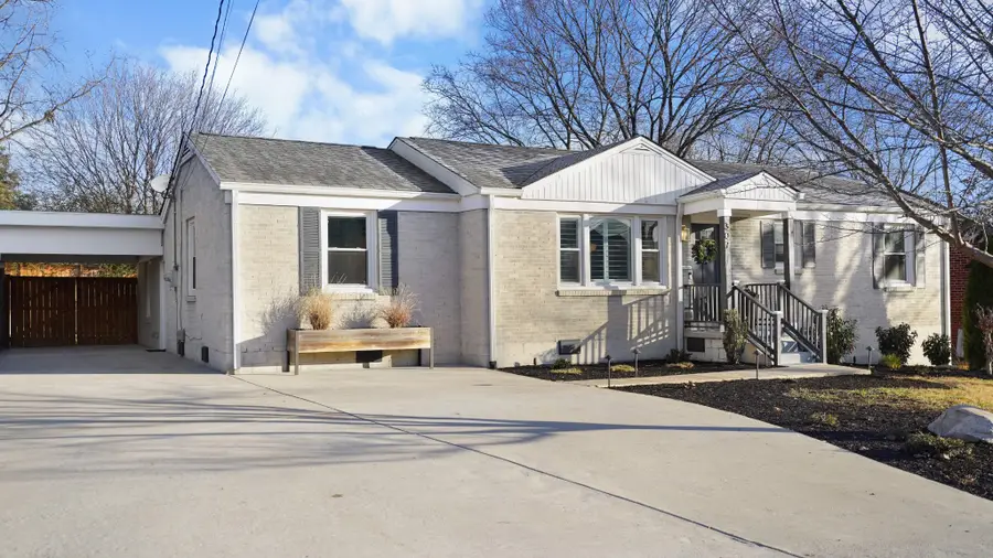 307 Avondale Dr, Franklin, TN 37064 - #2