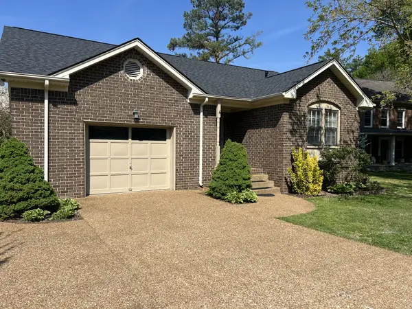 215 Devrow Ct, Franklin, TN 37064