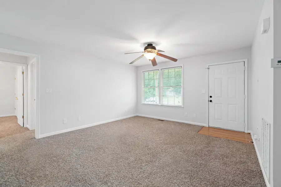 2706 Knob Ct, Clarksville, TN 37043 - #3