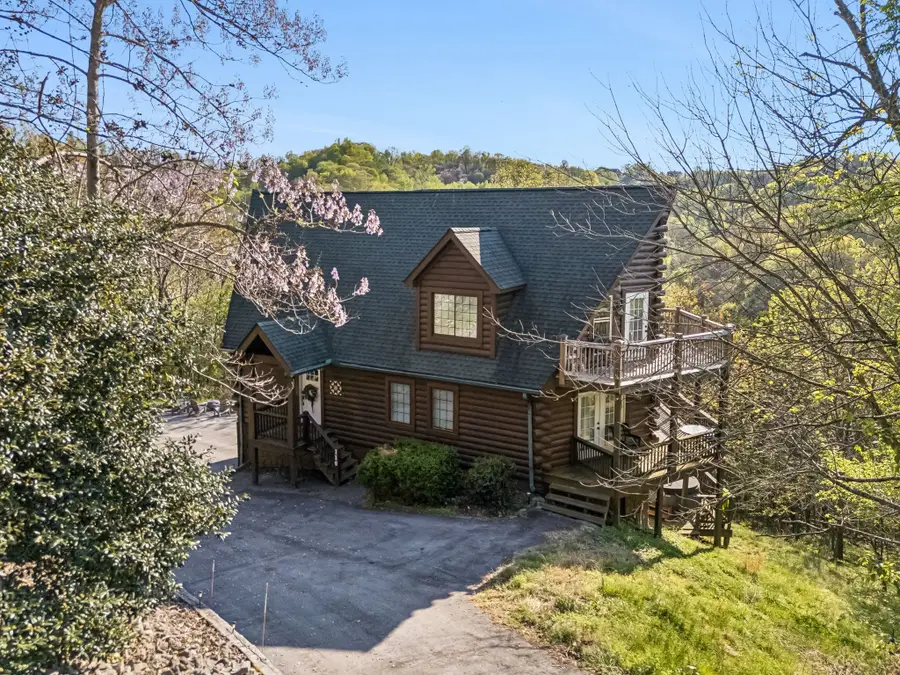 110 Lake Meadow Dr, Smithville, TN 37166 - #3