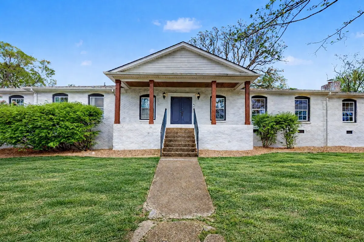 463 Walton Ferry Rd, Hendersonville, TN 37075 - #1