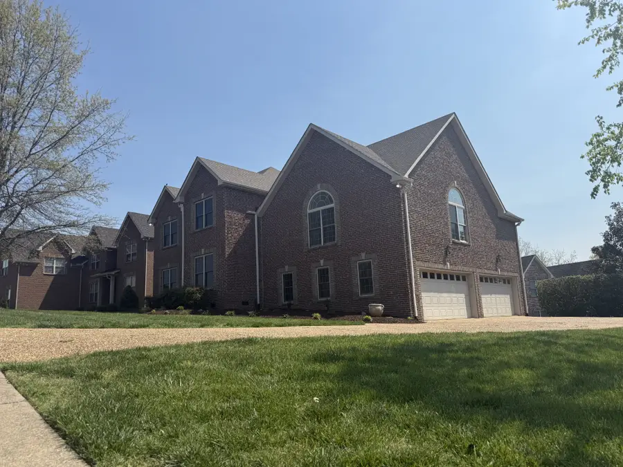 1030 Tower Hill Ln, Hendersonville, TN 37075 - #2